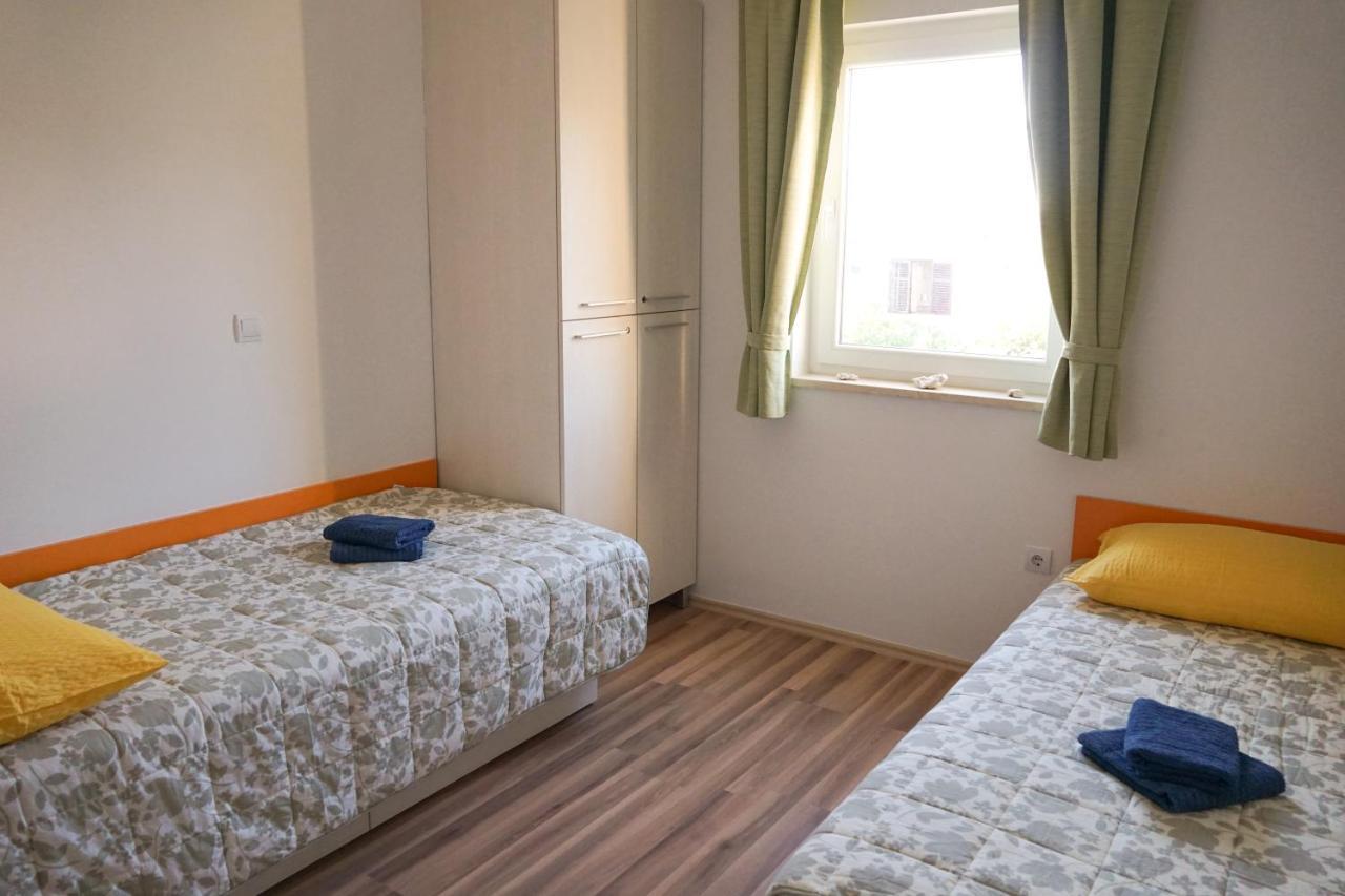 Apartment Punat Exterior foto